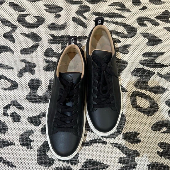 CHLOE | Lauren Black Leather Scalloped Sneaker - Picture 4 of 7